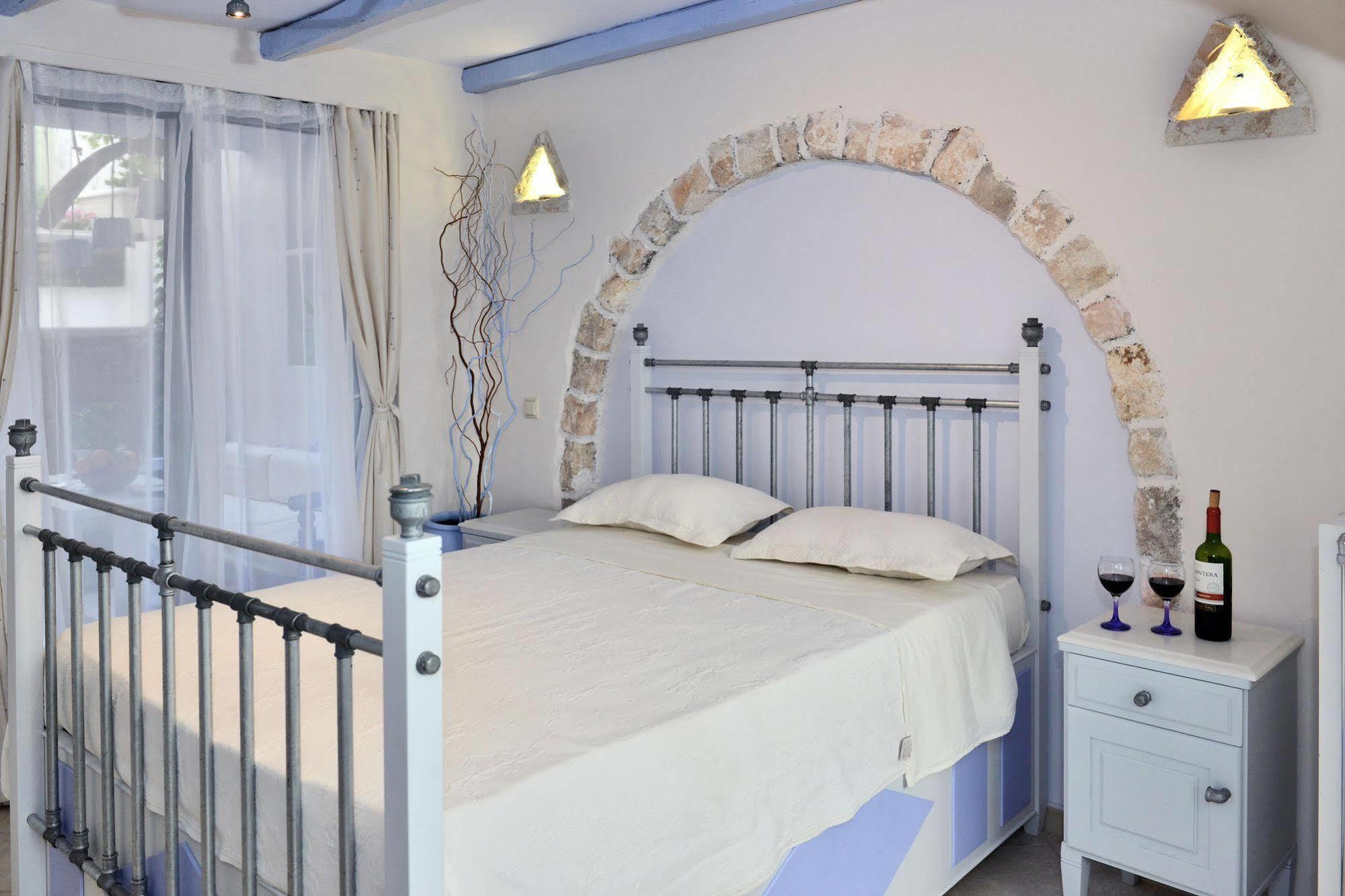 Santa Katerina Apartments & Studios Naxos City Dış mekan fotoğraf